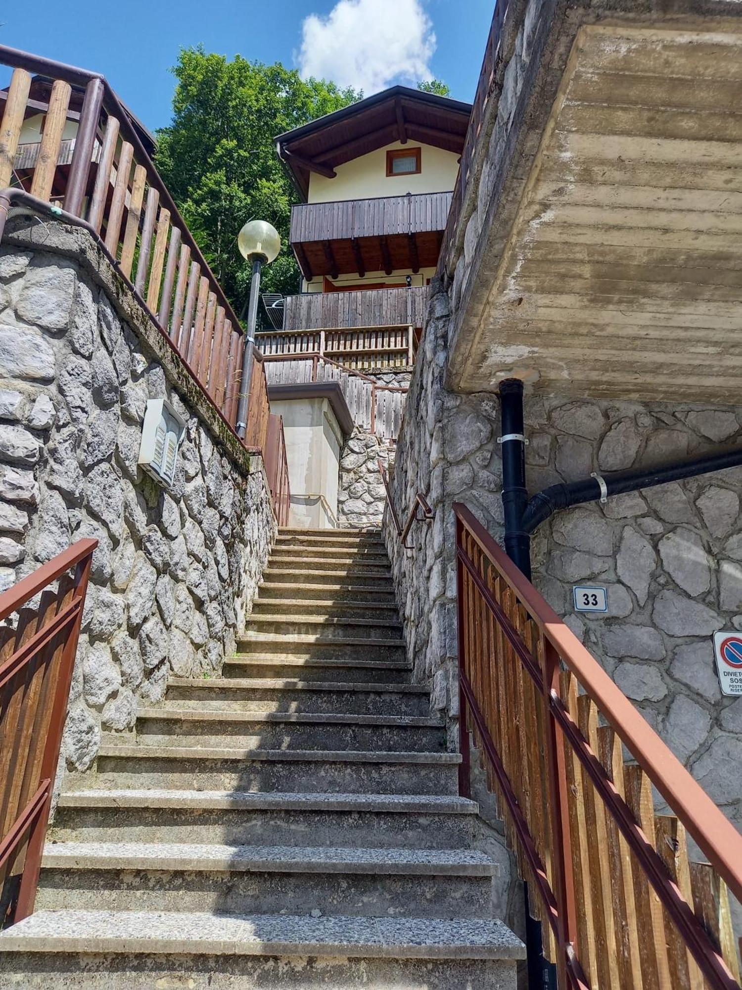 Casa Tata -Appartamento Vista Mozzafiato Lizzola Alta Esterno foto